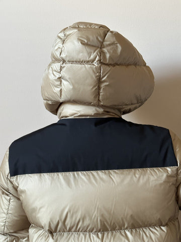 Burberry London Women's Hooded Puffer Jacket Soft Fawn Medium 8061337 NWT $1350