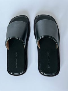 Bottega Veneta Men's Vienna Calf Leather Sandals Inkwell 6 US 667087 NIB $690