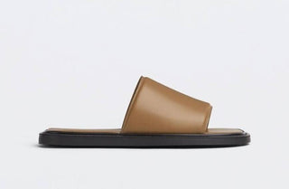 Bottega Veneta Men's Vienna Calf Leather Sandals Camel 6 US 667087 IT NIB $690