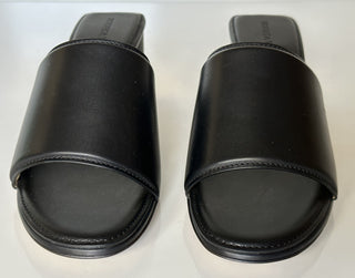 Bottega Veneta Calf Leather Sandals Shoes Black 8.5 US 651378 Italy NIB $760