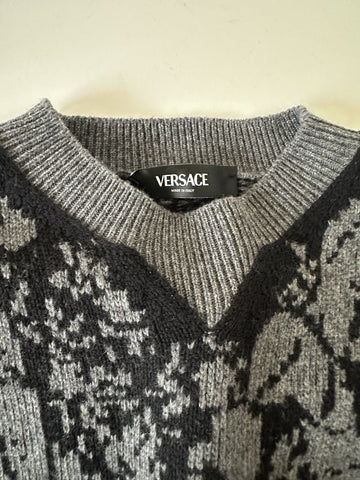 Versace Barocco Wool Knit Sweater Black 40 US (50 Euro)  IT 1013400 NWT $1225
