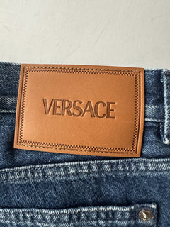Versace Men’s Denim Stone Washed Medium Blue Jeans 33 US (35”) 1010816 Italy NWT
