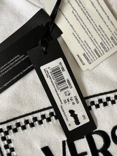 Versace White Embroidered 90s Vintage Logo T-Shirt 6 (40) 1011882 NWT $750
