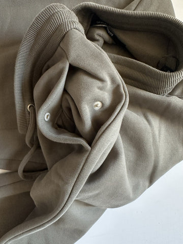 Giorgio Armani Men’s Gray Casual Pants Size 40 US (56 Euro) 3RSP51 IT NWT $1095