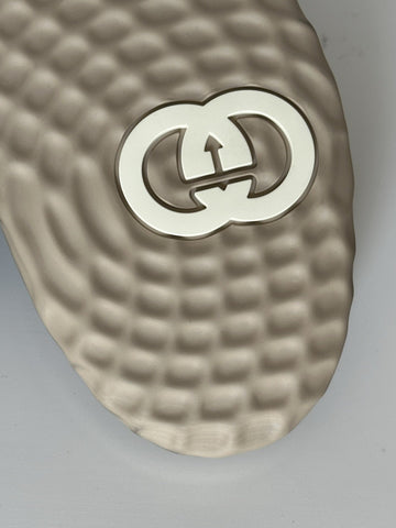 Gucci Dali Soft Gray/White Leather Sneakers 13.5 US (Gucci 13) Italy 778301 NIB