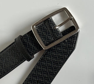 NWT $590 Fendi FF Logo Calf Leather Black/Grey Belt 110/44 Italy 7C0434