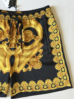 Versace Heritage Print Logo Womens Black/Gold Shorts 6 US (40) 1014394 NWT $1000