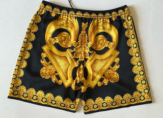 Versace Heritage Print Logo Womens Black/Gold Shorts 6 US (40) 1014394 NWT $1000