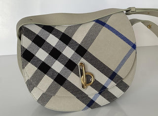 Burberry Medium Rocking Horse Bag Beige Made in Italy 80859351 NWOT