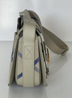 Burberry Medium Rocking Horse Bag Beige Made in Italy 80859351 NWOT