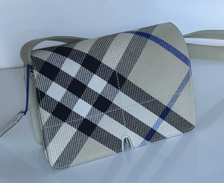 Burberry Snip Shoulder Bag Lichen Italy 80869711 Italy NWT $2190