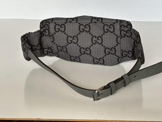 Gucci Maxi GG Logo Gray/Black Nylon Belt Bag 767934 IT NWT