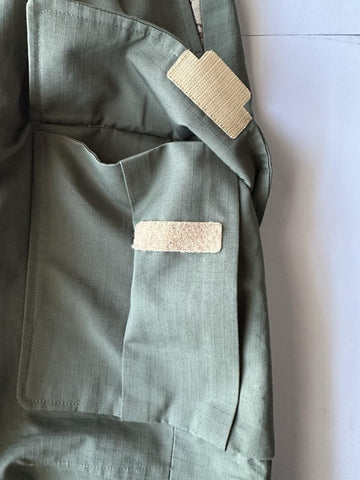 Gucci Men's Green Khaki Cargo Pants  32 US (48 Euro) Italy 751436 NWT $2100