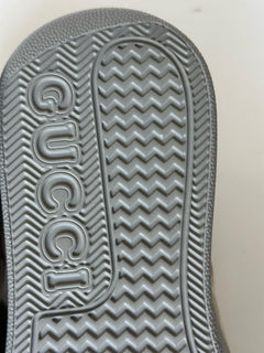 Gucci Women’s GG Dali Soft Sneakers Oat/Multicolor 10.5 US/40.5 Euro 700775 NIB
