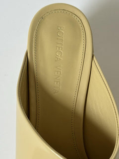 Bottega Veneta Lambskin Leather Atomic Mule Shoes Rubber 8 US 753877 IT NIB $960