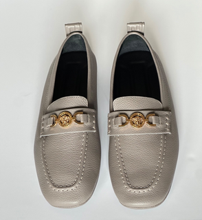 Versace Gold Medusa Men's Gray Leather Driver Shoes 8 US (41 Euro) 1017072 NIB