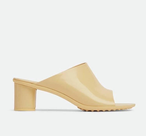 Bottega Veneta Lambskin Leather Atomic Mule Shoes Rubber 7 US 753877 IT NIB $960