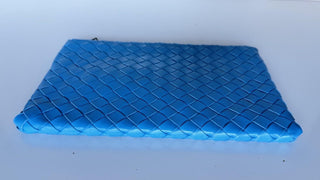 Bottega Venera Intrecciato Blue Leather Medium Pouch 608232 IT NWT $1450