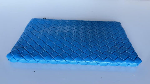 Bottega Venera Intrecciato Blue Leather Medium Pouch 608232 IT NWT $1450