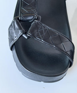 Bottega Veneta Trip Intrecciato Leather Sandals 11 US (44 Euro) 775305 NIB $1100