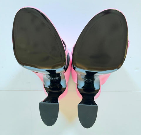 Versace Medusa Head Leather Baby Pink Sandals  11 US (41 Euro) 1019266 NIB $1100