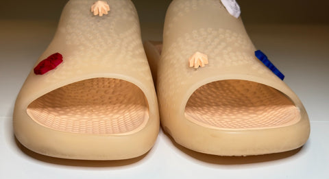 Burberry Women’s Stingray Rubber Neutral Sandals 11 US (41) 8081771 IT