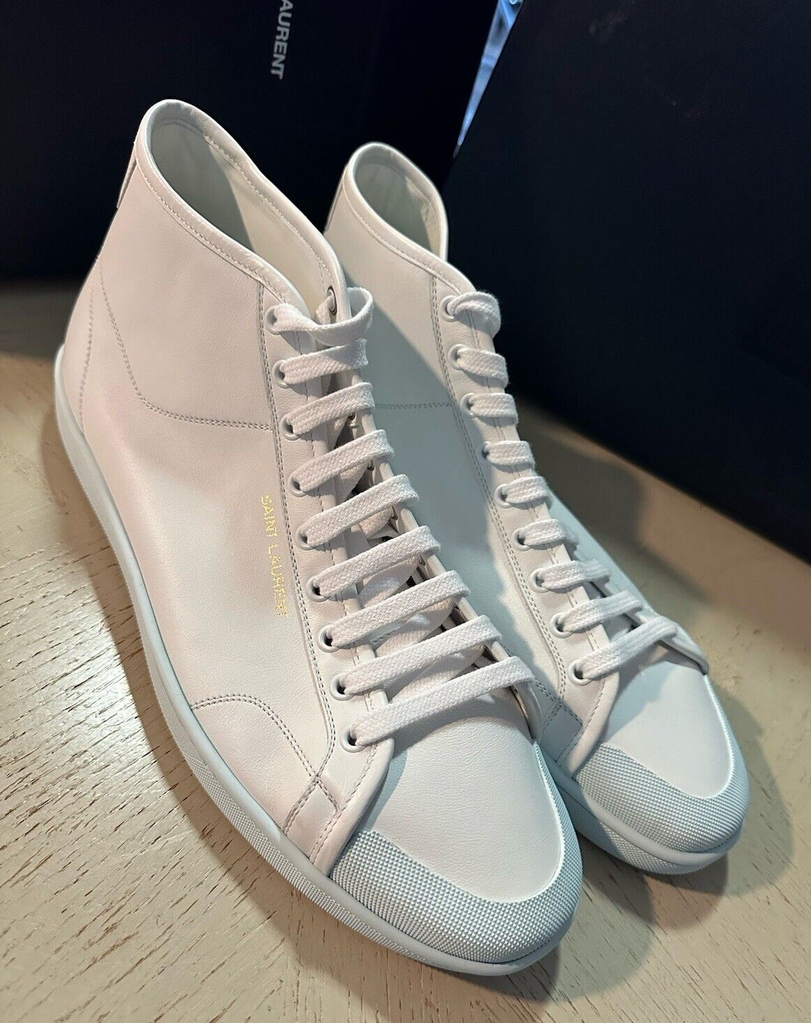 NIB $825 Saint Laurent Mid-top Leather sneakers White/LT Blue 13 US/46 Eu 652773