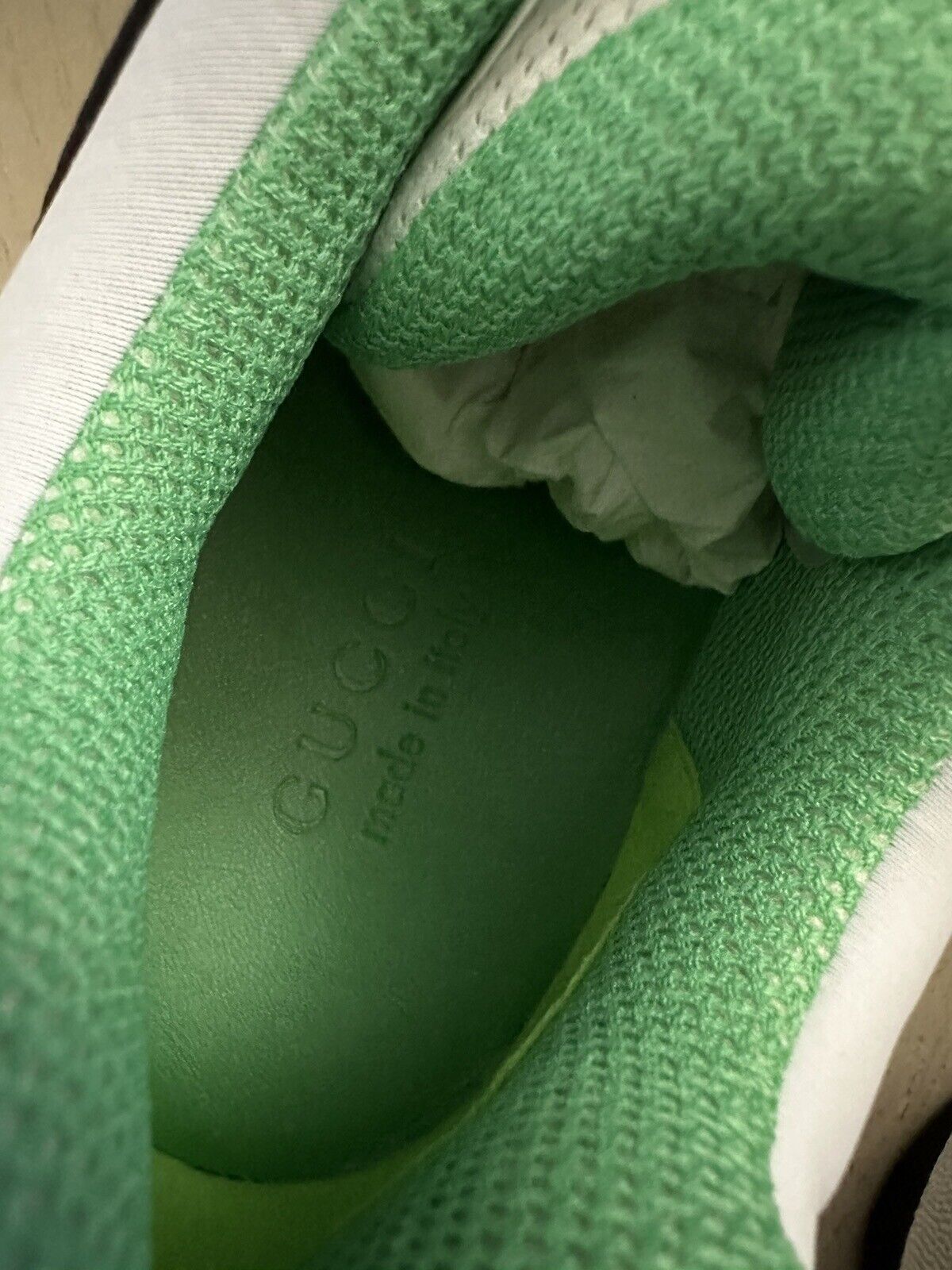 Gucci Men Demetra Basket Low Top Sneakers Green/Whi 9.5 US/9 UK 697882 New $995