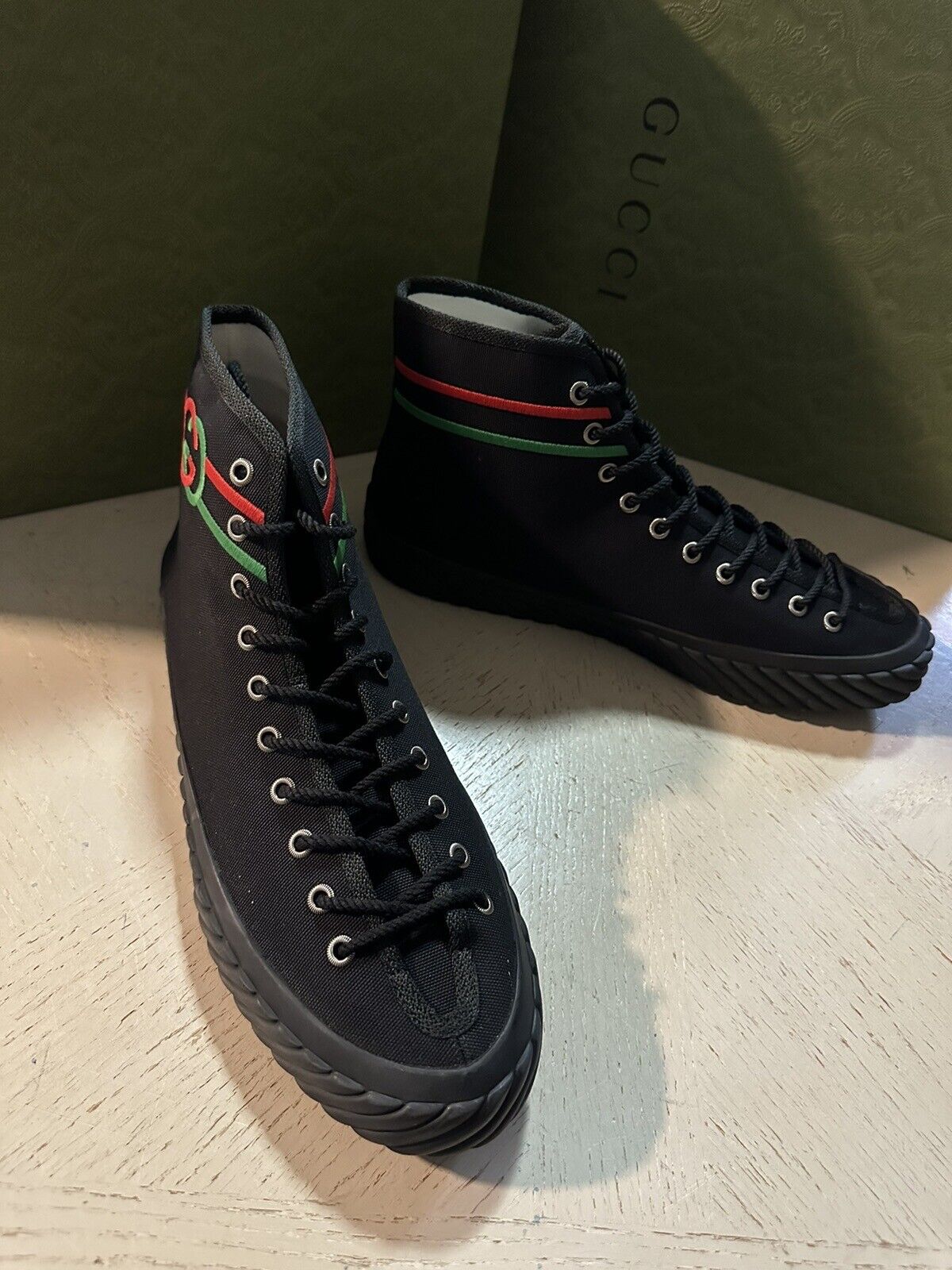 New $750 Gucci Men Canvas High-top Sneakers Black 11 US/10.5 UK 703033