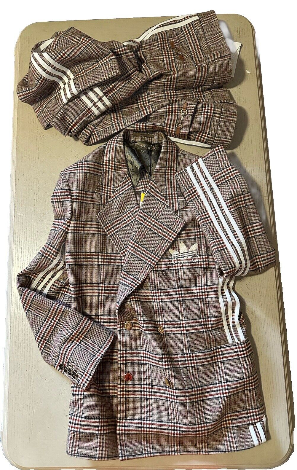 Gucci adidas Men Check On Flannel Suit Beige/Brown 40R US/50R Eu New $5800