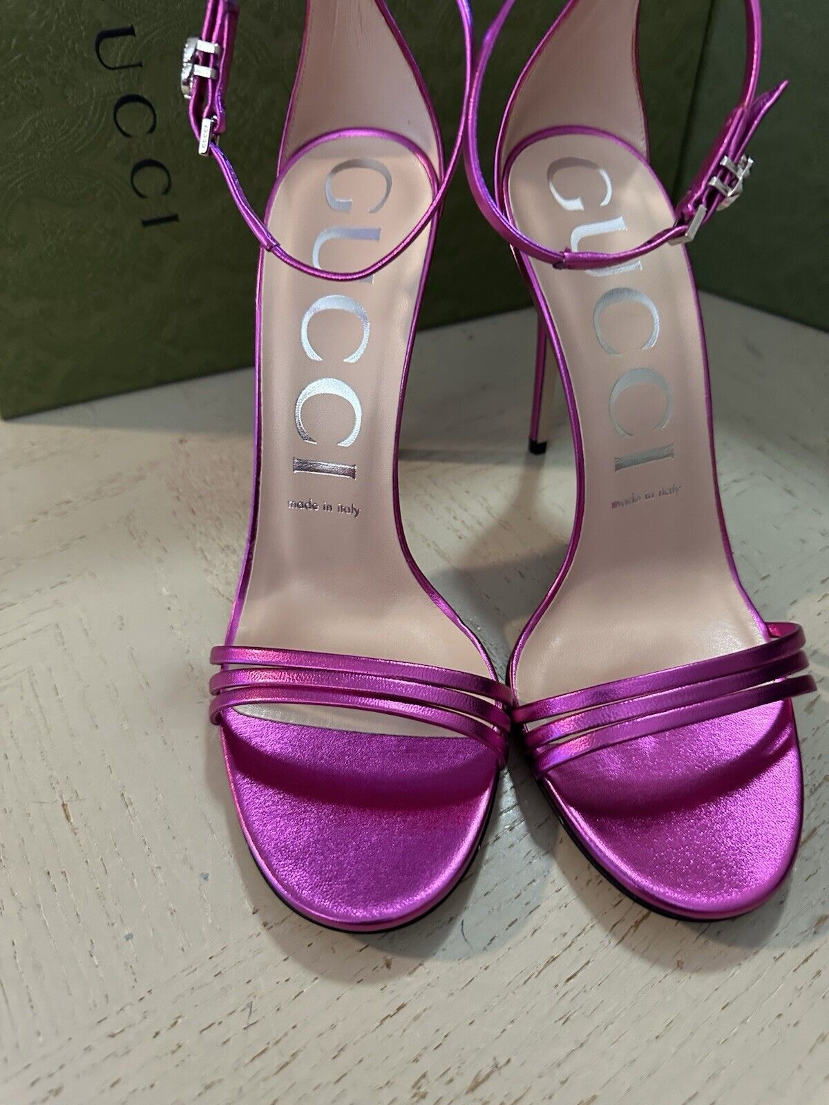 Gucci Women’s Leather Dress Sandal Shoes Fuchsia/Red 8 US/38 Eu 551214