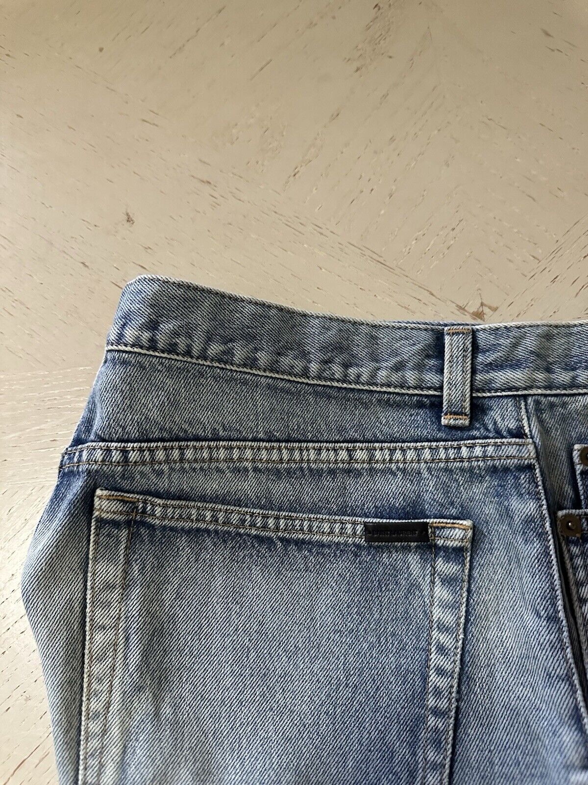 Saint Laurent Men California shorts in dirty winter blue denim Size 32