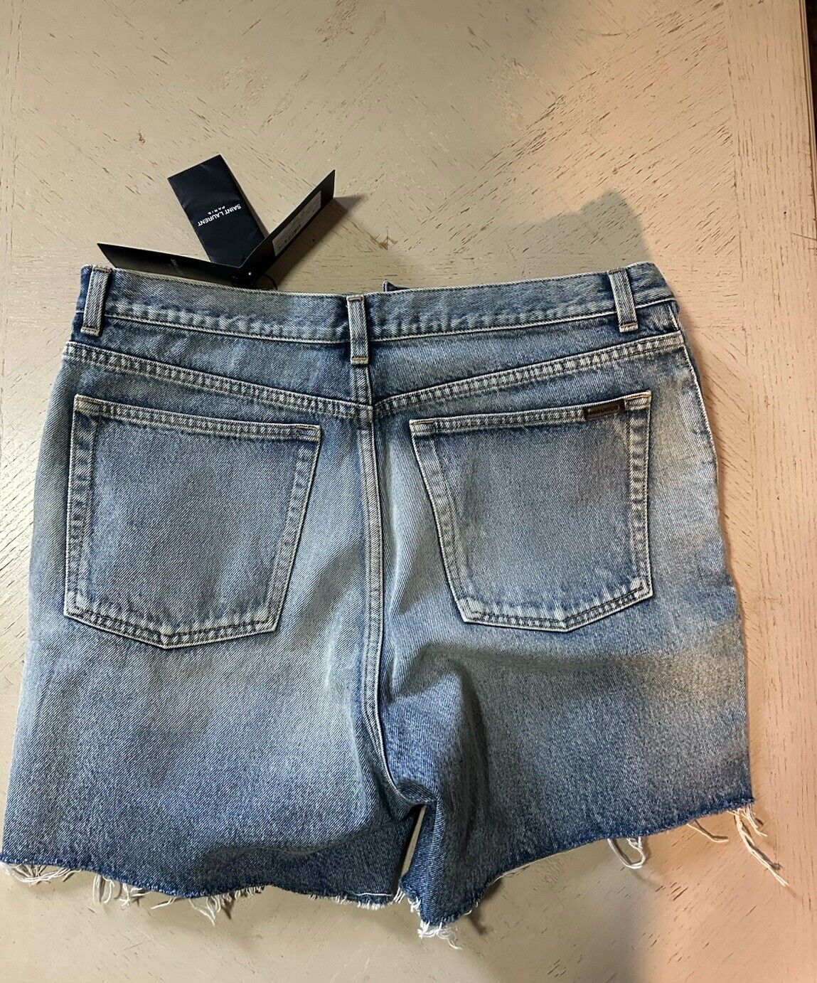 Saint Laurent Men California shorts in dirty winter blue denim Size 32