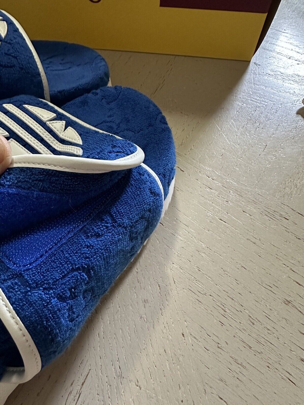 NIB Gucci x adidas Mens Sandal Shoes Blue 11 US/10 UK 702412