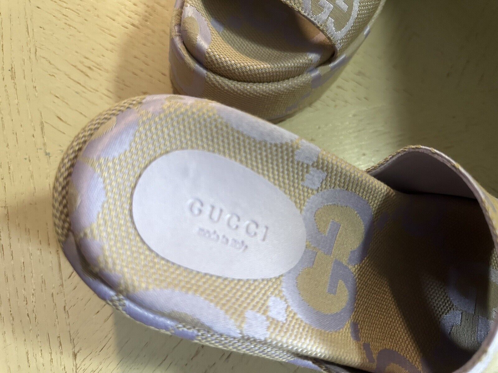 Gucci Women’s GG Sandal Shoes Beige/lapis 10 US ( 40 Euro) 730047 NIB