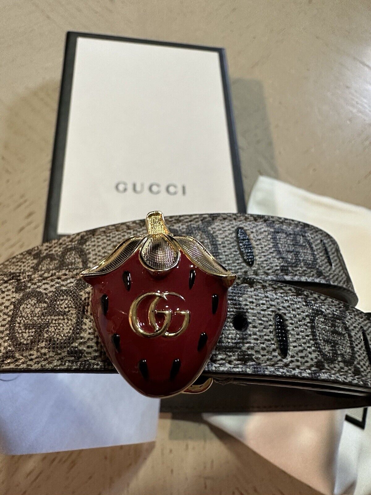 Gucci Women Leather GG Thin Width Belt Beige/Brown 85/34 725371