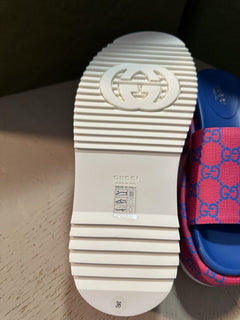 Gucci Women GG Supreme Joy Sandal Shoes Fuxia-Blue 6 US ( 36 Eu ) 734913 New
