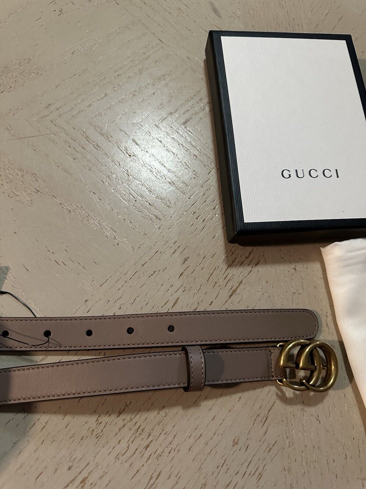 Gucci Women Leather GG Thin Width Belt Brown Size 70/28 409417 NWT