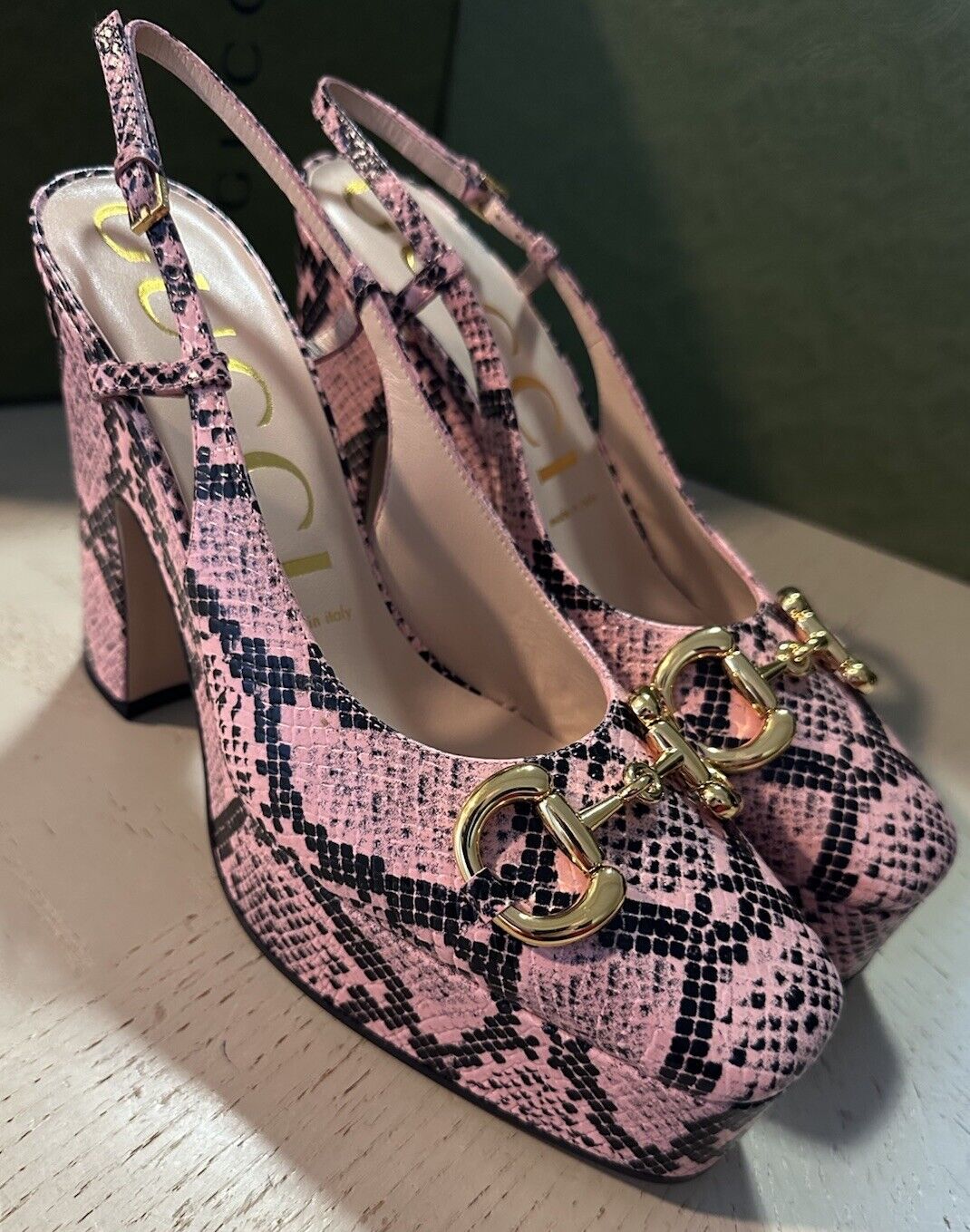 Gucci Women Leather Python Calf Print Sandal Shoes Wild Pink New $1480 723837