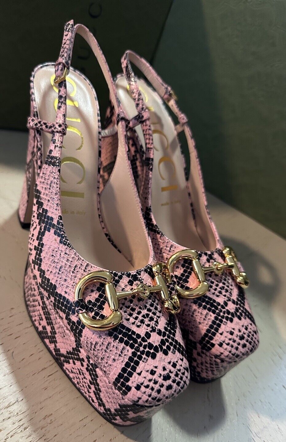 Gucci Women Leather Python Calf Print Sandal Shoes Wild Pink New $1480 723837