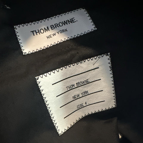 NWT $780 THOM BROWNE Knee Length Shorts Navy Size 4 ( 38/52 ) Italy