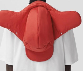 NWT $890 Burberry Men  Oversized Padded Cap Har BRIGHT RED One Size