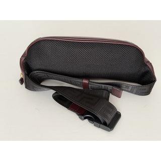 Versace Medusa Head Grainy Calf Leather Belt Bag Burgundy 1002884 IT NWT $1100