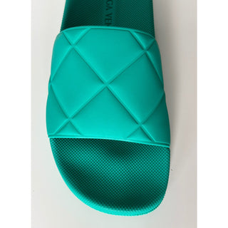 NIB $420 Bottega Veneta Womens Matt Rubber Green Slides Sandals 10 (40) 640051