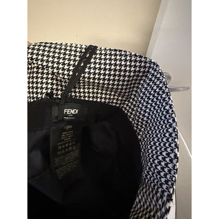 NWT $950 Fendi Classic Nylon FF Logo Bucket Hat Black/White M FXQ801