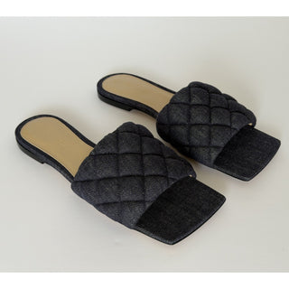 Bottega Veneta Indigo Denim Flat Sandals 8 US (38 Euro) 708906 Italy NWT $890