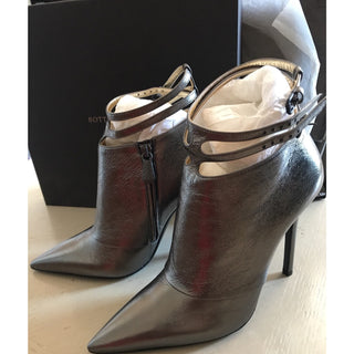 NIB $990 Bottega Veneta Women Leather Shoes Boots Metal Black 9 US ( 39 Eu )