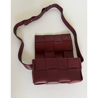 Bottega Veneta Leather Bordeaux Cassette Belt/Waist/Body Bag 668572 NWT $2200