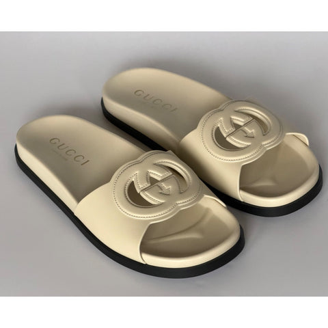 Gucci Interlocking G Leather Slide Sandals Ivory Women 9 US (39 Eu) E 818334 NIB
