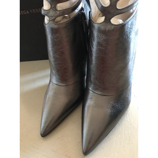 NIB $990 Bottega Veneta Women Leather Shoes Boots Metal Black 9 US ( 39 Eu )